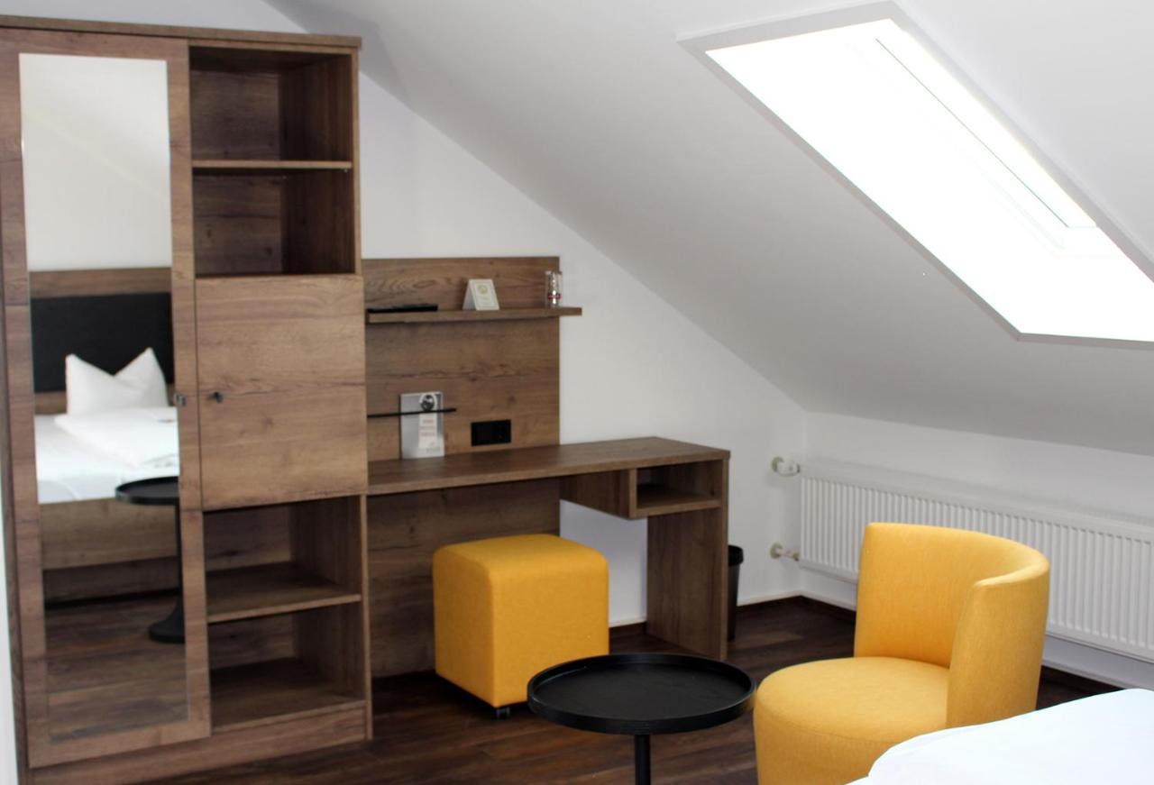 Landgasthof Ritter Orsingen-Nenzingen ภายนอก รูปภาพ